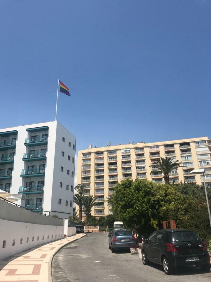 Apartments "La Roca" Торремолінос Екстер'єр фото