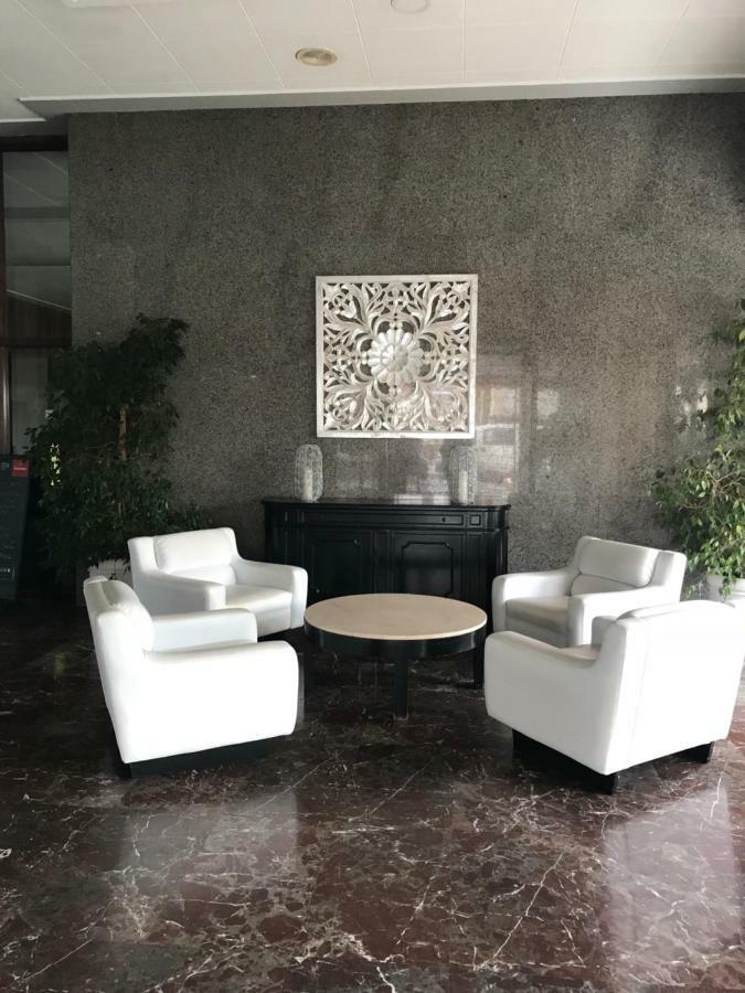 Apartments "La Roca" Торремолінос Екстер'єр фото