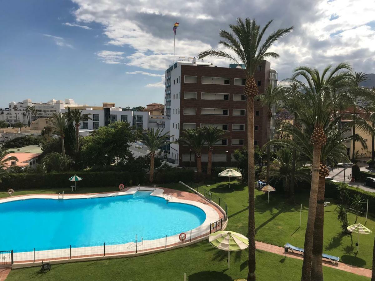 Apartments "La Roca" Торремолінос Екстер'єр фото